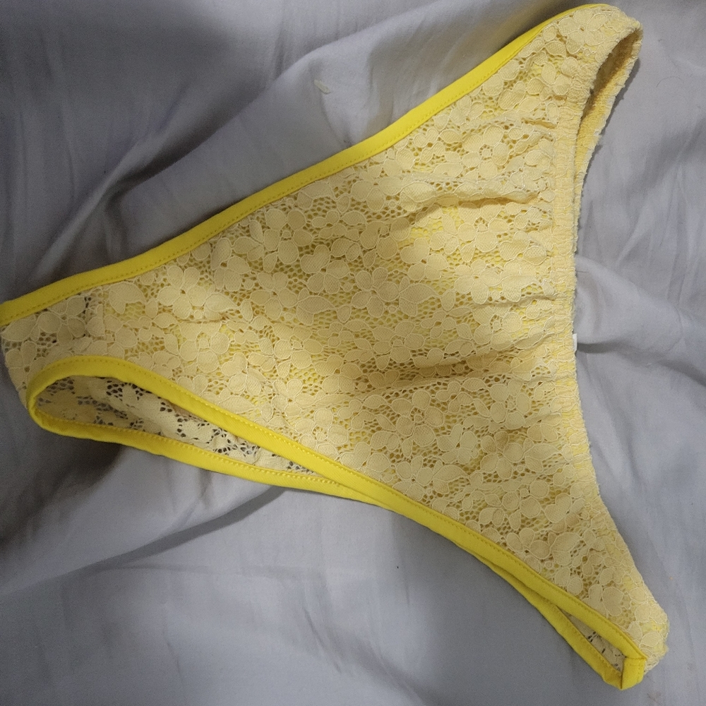 Yellow thongs